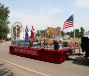 SaraParade 016